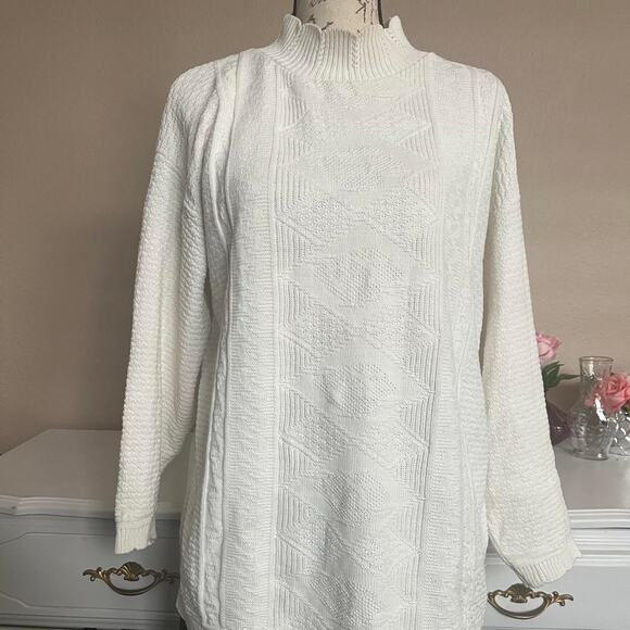 Vintage white sweater size large - Picture 2 of 7